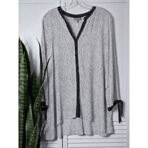 Habitat "Livable" Black & White Tiny Dot Tunic VNeck NWT Style # 33889 Size L